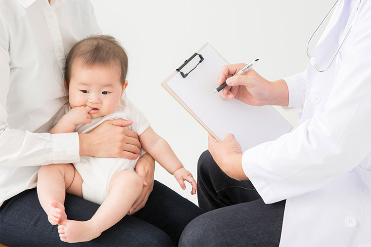 乳児健診のイメージ写真